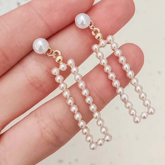 🔴5/$15⚠️𝗖𝗟𝗘𝗔𝗥𝗔𝗡𝗖𝗘⚠️Pearl Earrings NEW - Picture 4 of 7
